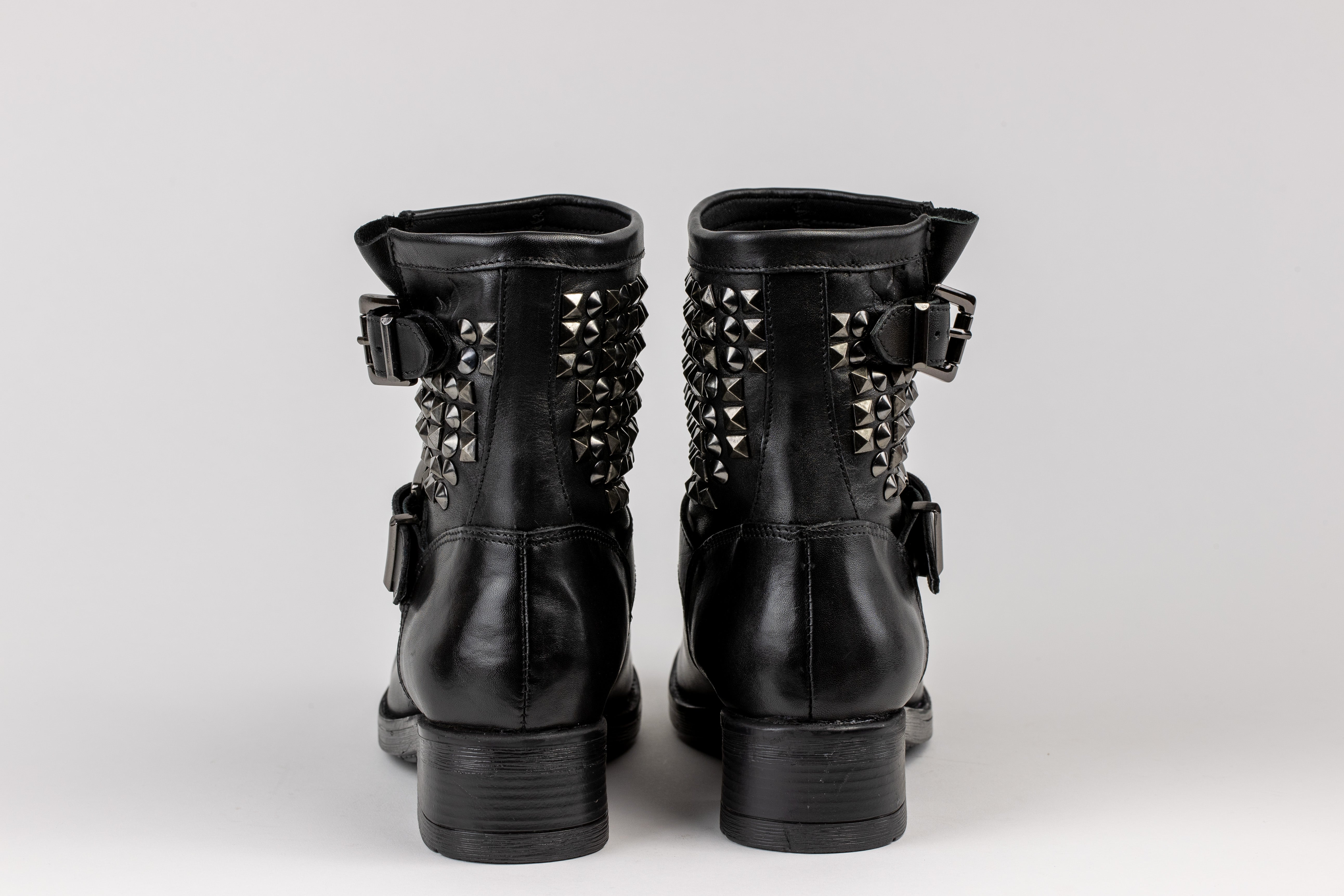 Black Antique Leather Boots For women – BrenneBeau