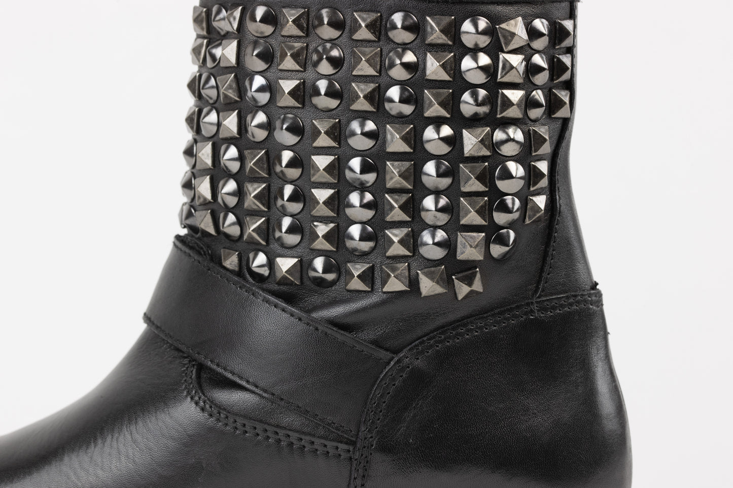 Belgrade : Black Antique Leather Boots For women