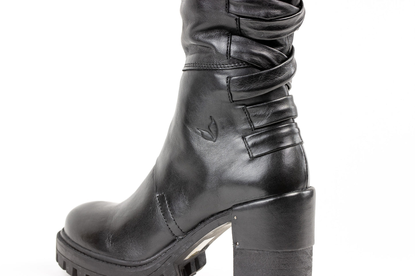 Madrid - Black : Gorgeous almost knee height leather boot